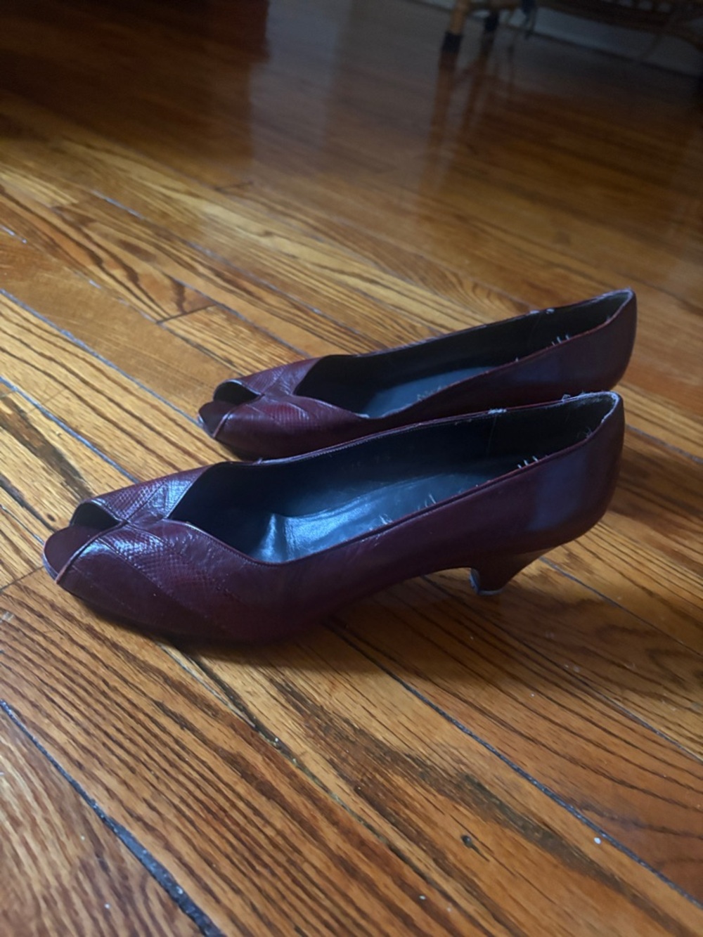Vintage Burgundy Peep-Toe Kitten Heel Pumps